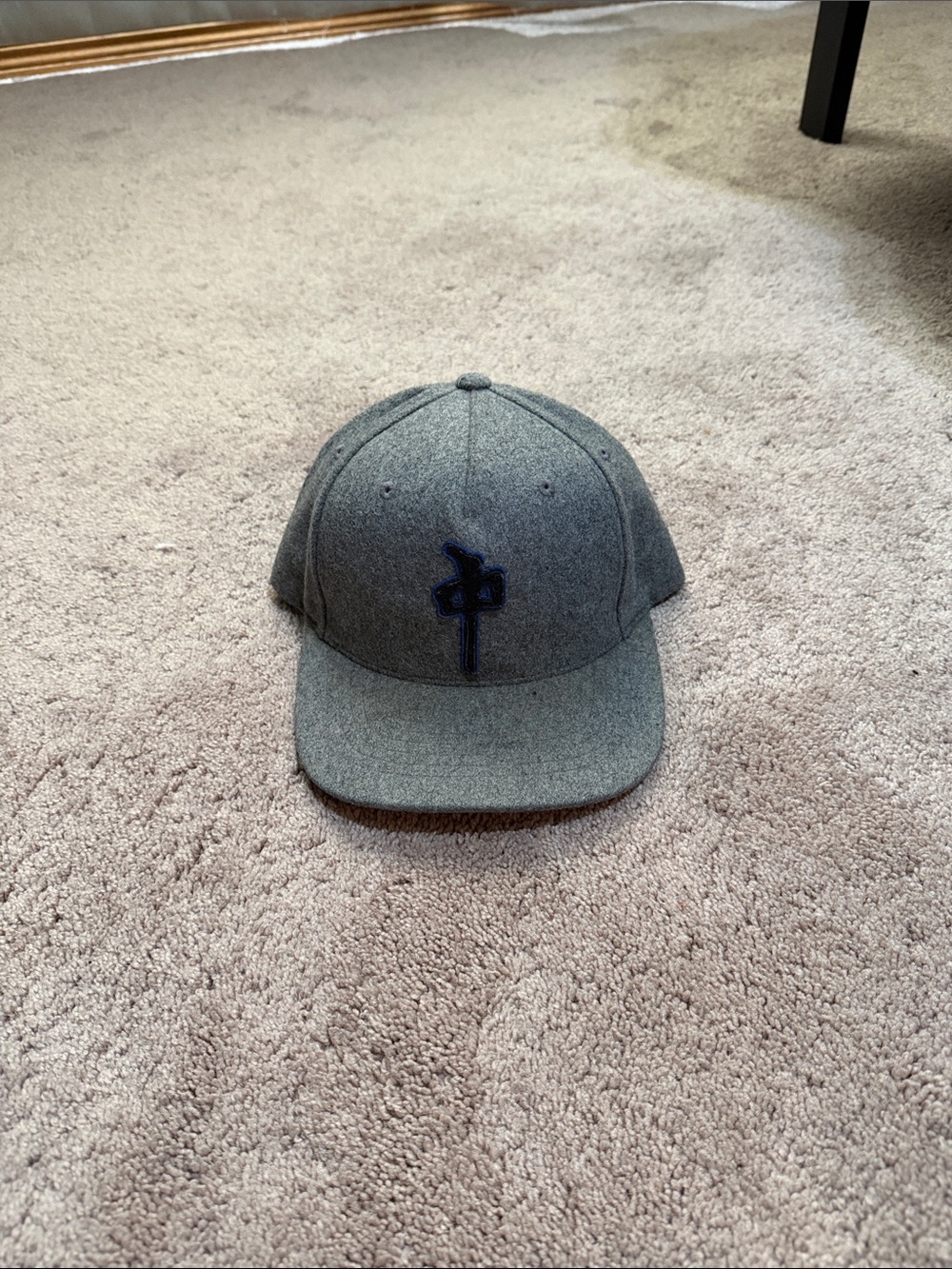 Gray Men's Baseball Cap with Embroidered Logo